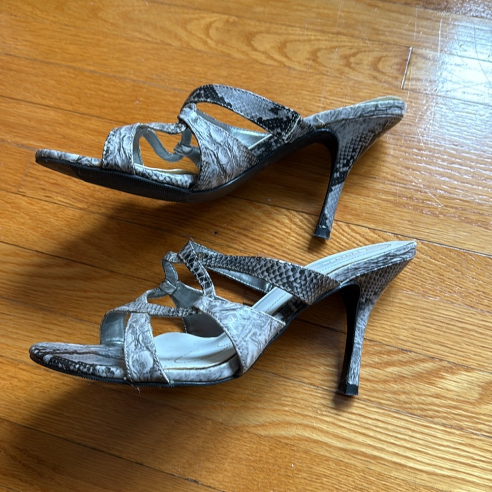 Sandals with Heels - Man made materials - Picture 3 of 3